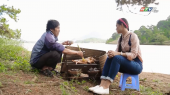 Hành Trình Ẩm Thực Việt Nam Tập 18 : Thưởng thức món lợn rừng nướng lá móc mật tại Lạc Dương