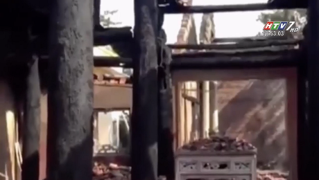 Xem Clip Ngôi Đình Hàng Trăm Tuổi Bị Hỏa Hoạn Thiêu Rụi HD Online.