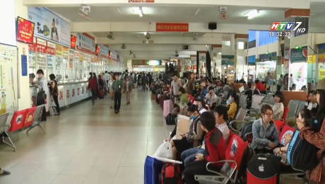 Xem Clip Bến Xe Miền Đông Bắt Đầu Bán Vé Tết Từ 6/1/2018 HD Online.