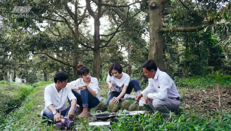 Xem Show TRUYỀN HÌNH THỰC TẾ Việt Nam Tươi Đẹp Tập 72 : Vân Trang trổ tài nấu ăn, hát cải lương khi cùng vợ chồng Lý Hải du lịch Cai Lậy HD Online.